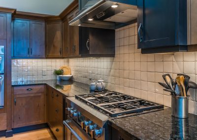 Log Renovation Nanoose: Gas Stove