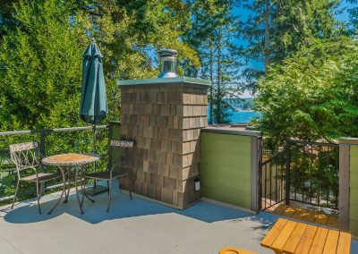 Log Renovation Nanoose: Private Master Bedroom Deck