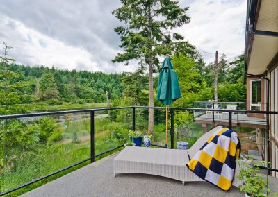 Nanoose Bay Platinum Built Green home, Fairwinds: Outdoor lounge