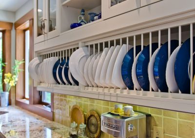Nanoose Bay Platinum Built Green home, Fairwinds: Plate rack