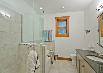 Nanoose Bay Platinum Built Green home, Fairwinds: Guest Bath