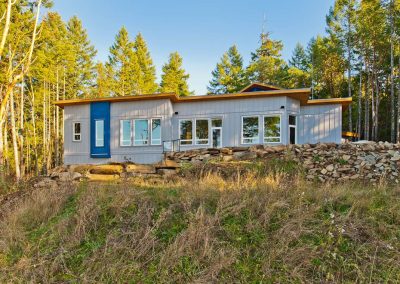 Yellowpoint Custom Built Green Platinum: Modern acreage