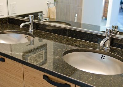 Yellowpoint Custom Built Green Platinum: Indian green granite