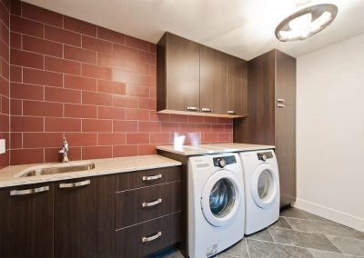 Yellowpoint Custom Built Green Platinum: Custom Laundry Room